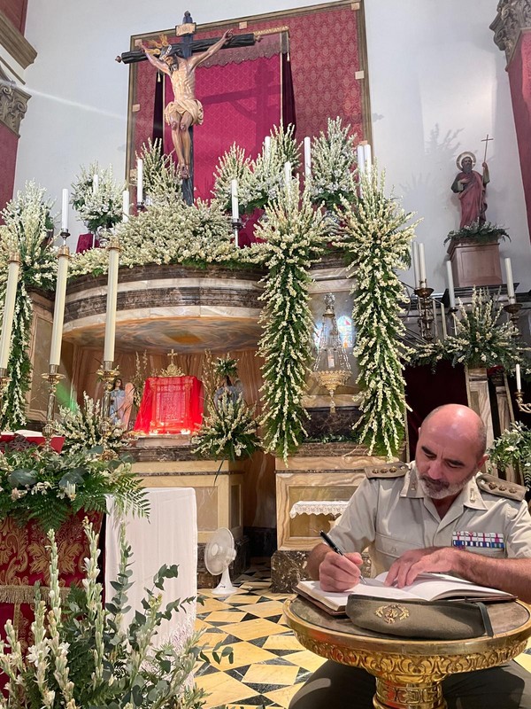 El Subdelegado de Defensa en Almería visita el Santuario del Cristo de la Luz