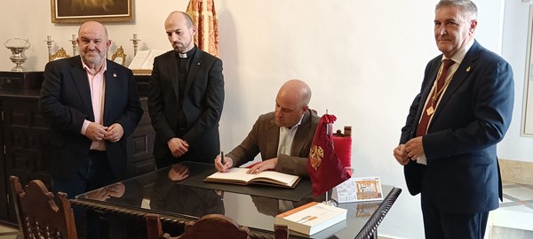 Recepción institucional al Excelentísimo Sr. Presidente de la Diputación Provincial de Almería