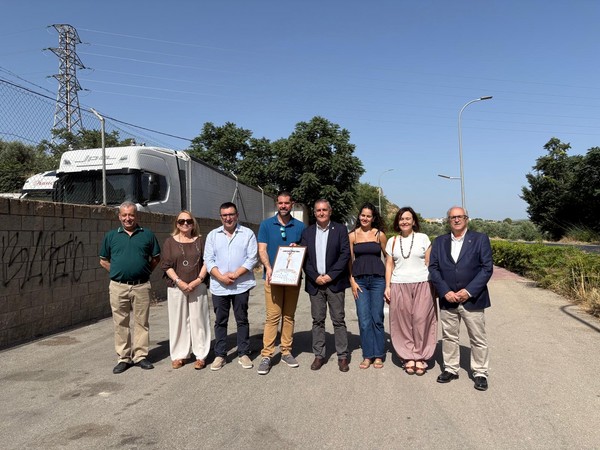 Inaugurada la placa del Camino de la Luz en Loja (Granada)
