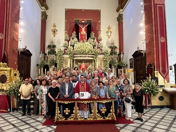 Las comunidades de Adra y Balanegra peregrinan al Santuario en la Misa de la mañana