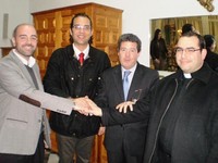 Sevillana Endesa destinará 39.000€ para iluminar el retablo del Cristo de la Luz de Dalías