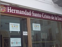 LA HERMANDAD ABRE SUS PUERTAS