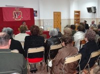 ALTA ASISTENCIA A LA CHARLA DE D. MANUEL HERRERÍAS