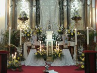 ORACIÓN ANTE EL MONUMENTO - JUEVES Y VIERNES SANTO