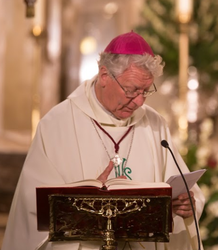 MONS. LUC VAN LOOY, SDB. OBISPO DE GANTE. PRESIDE Y PREDICA EL VIERNES Y EL SÁBADO EN EL SOLEMNE SEPTENARIO  Y LA SOLEMNE MISA MAYOR EL DOMINGO 15, DÍA DEL STMO. CRISTO DE LA LUZ